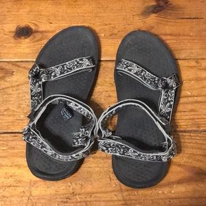 Teva Women’s 11 Black & Silver Floral Sandals